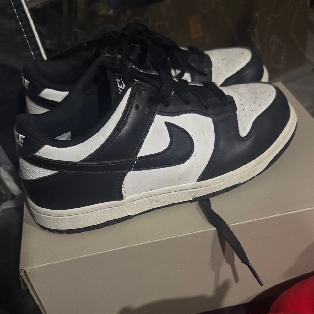 Nike Black and White Kids Sneakers